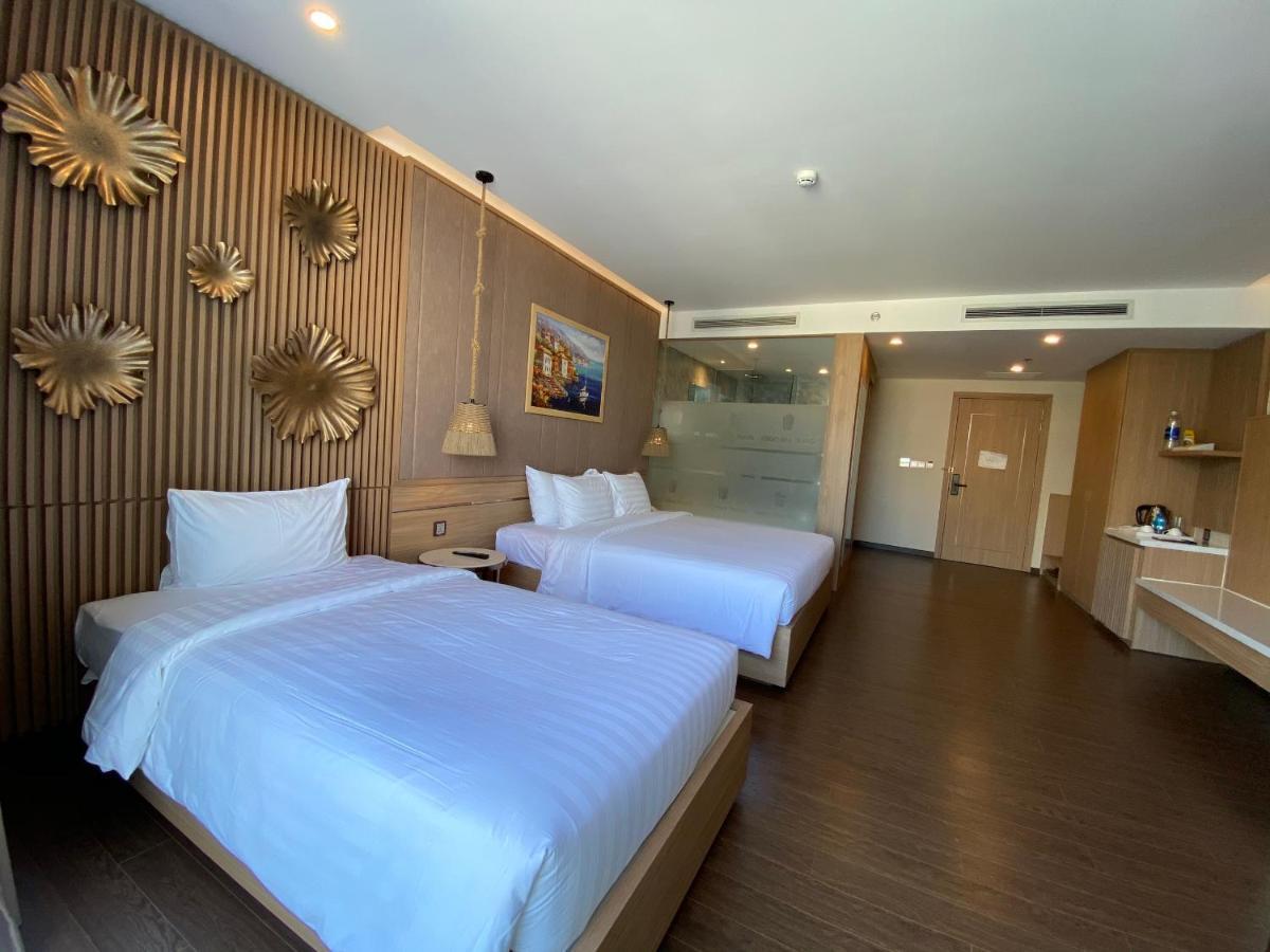 Virgo Hotel Nha Trang Buitenkant foto Deluxe twin room